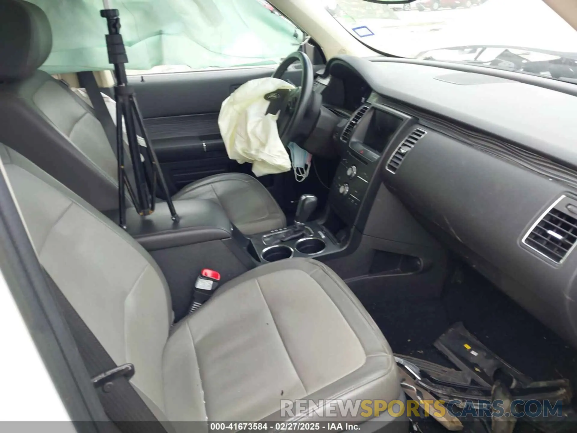 5 Photograph of a damaged car 2FMGK5C89KBA31963 FORD FLEX 2019
