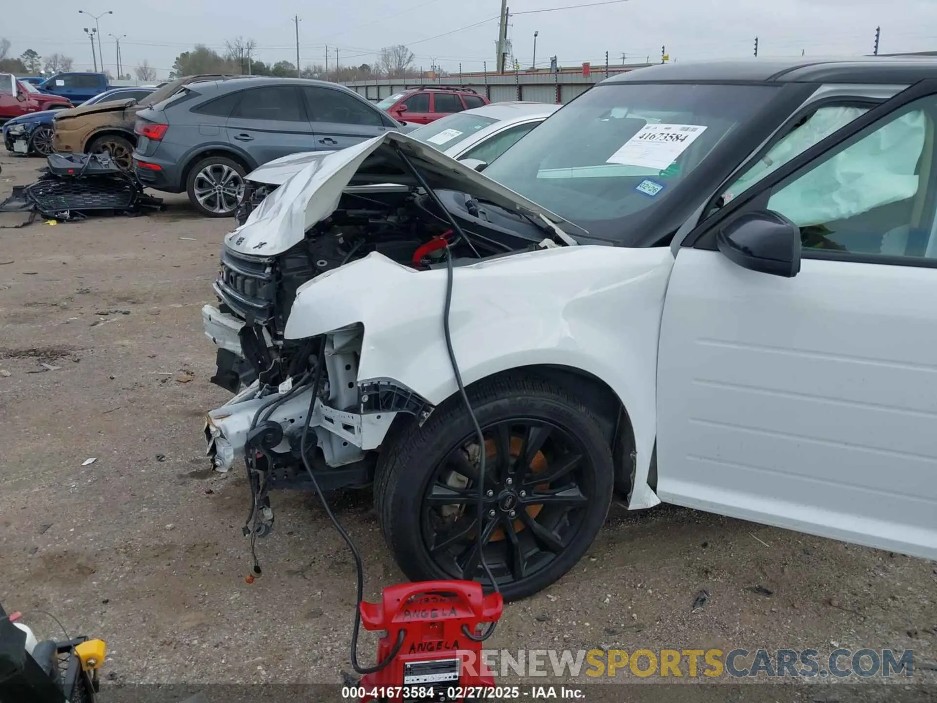 6 Photograph of a damaged car 2FMGK5C89KBA31963 FORD FLEX 2019
