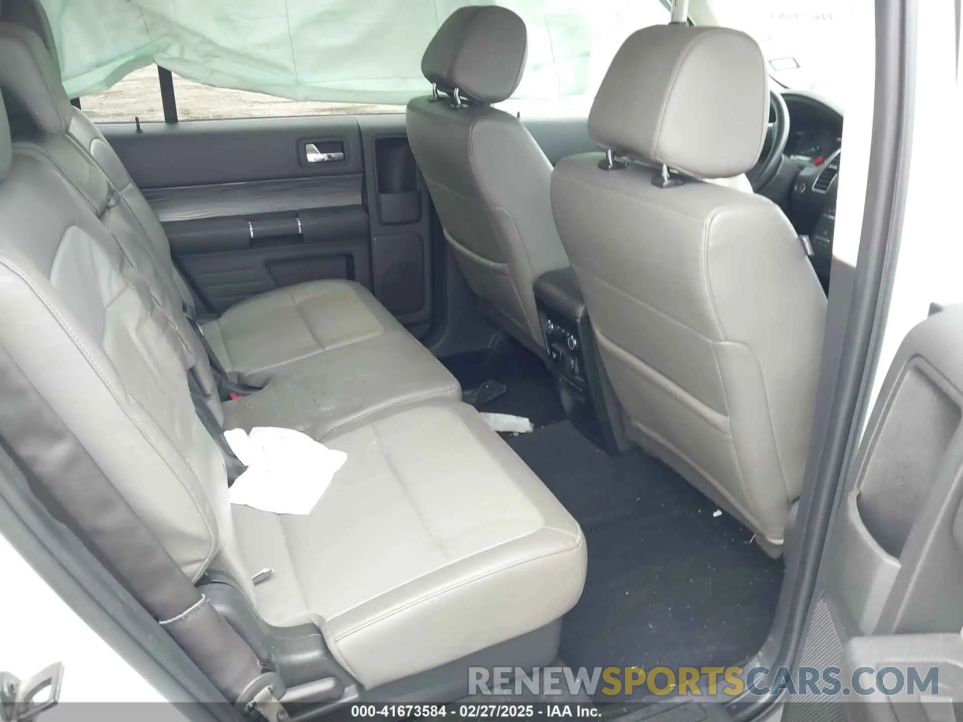 8 Photograph of a damaged car 2FMGK5C89KBA31963 FORD FLEX 2019