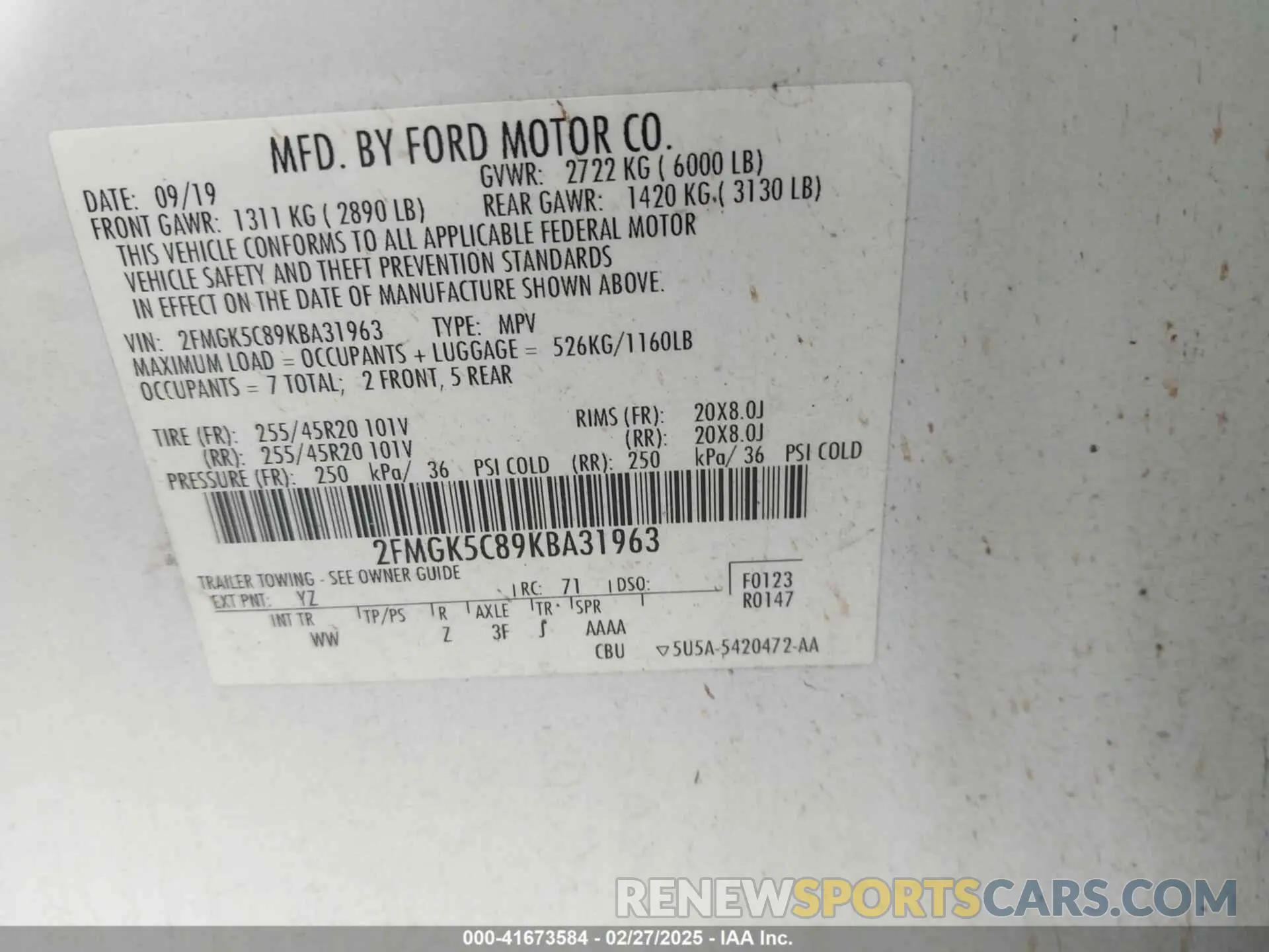 9 Photograph of a damaged car 2FMGK5C89KBA31963 FORD FLEX 2019
