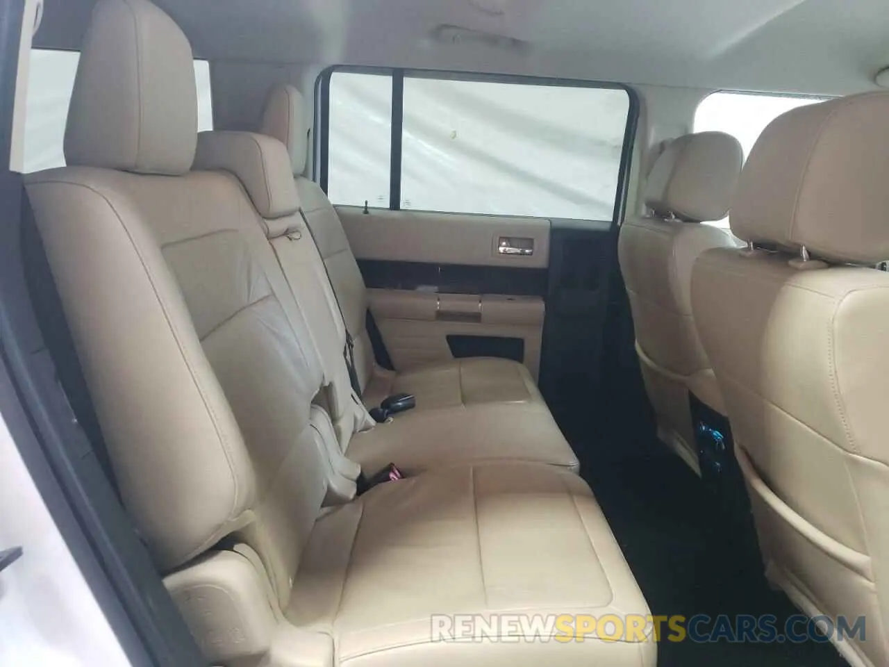11 Photograph of a damaged car 2FMGK5D81KBA13598 FORD FLEX 2019