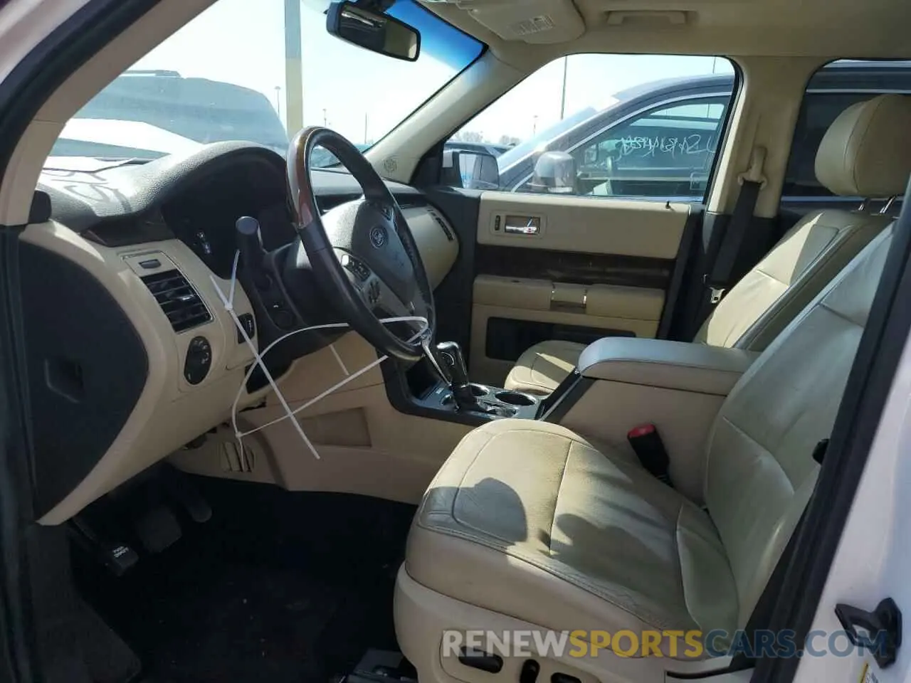 7 Photograph of a damaged car 2FMGK5D82KBA32404 FORD FLEX 2019