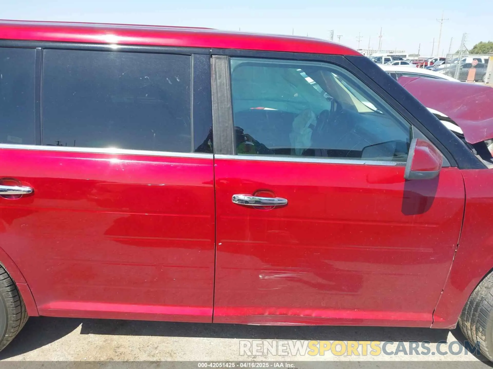 13 Photograph of a damaged car 2FMGK5D83KBA14624 FORD FLEX 2019