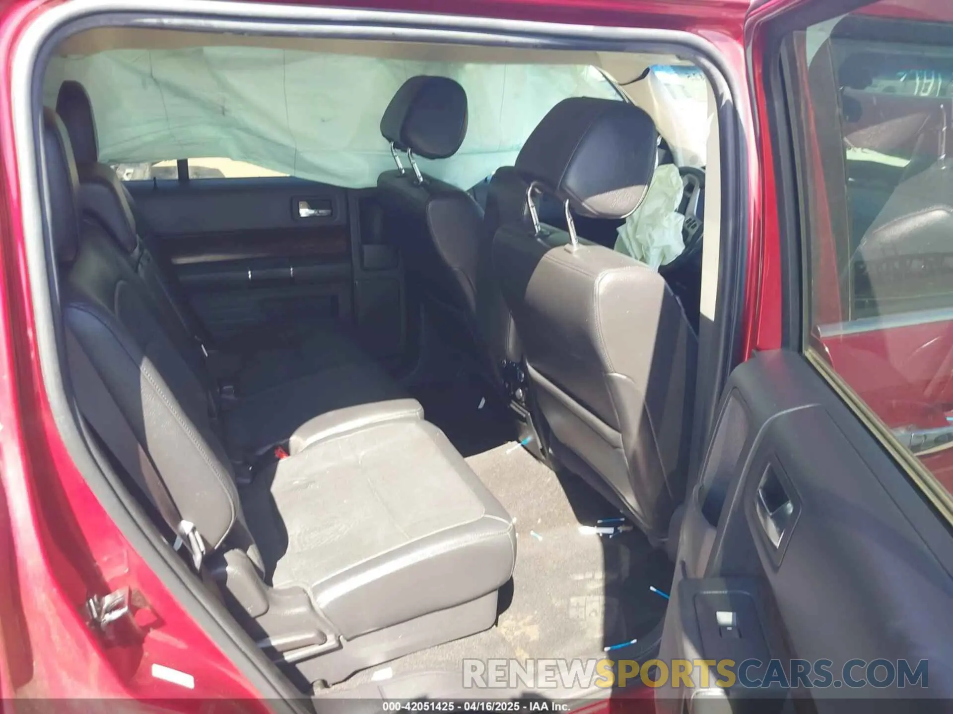 8 Photograph of a damaged car 2FMGK5D83KBA14624 FORD FLEX 2019