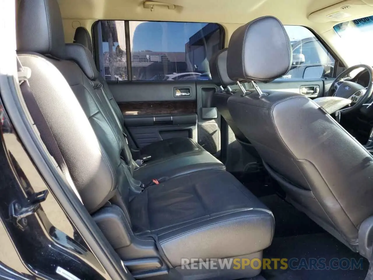 11 Photograph of a damaged car 2FMGK5D84KBA20304 FORD FLEX 2019