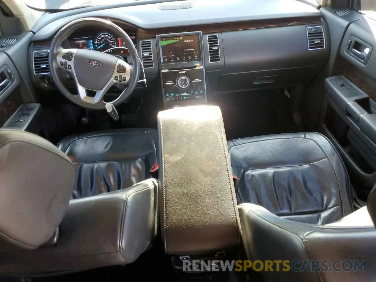 8 Photograph of a damaged car 2FMGK5D84KBA20304 FORD FLEX 2019