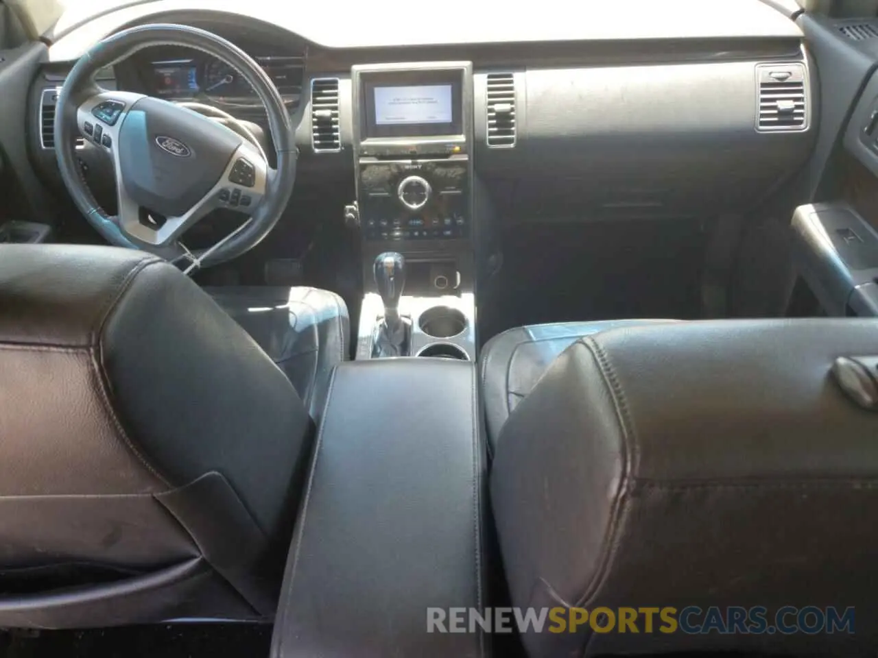 8 Photograph of a damaged car 2FMGK5D85KBA32140 FORD FLEX 2019