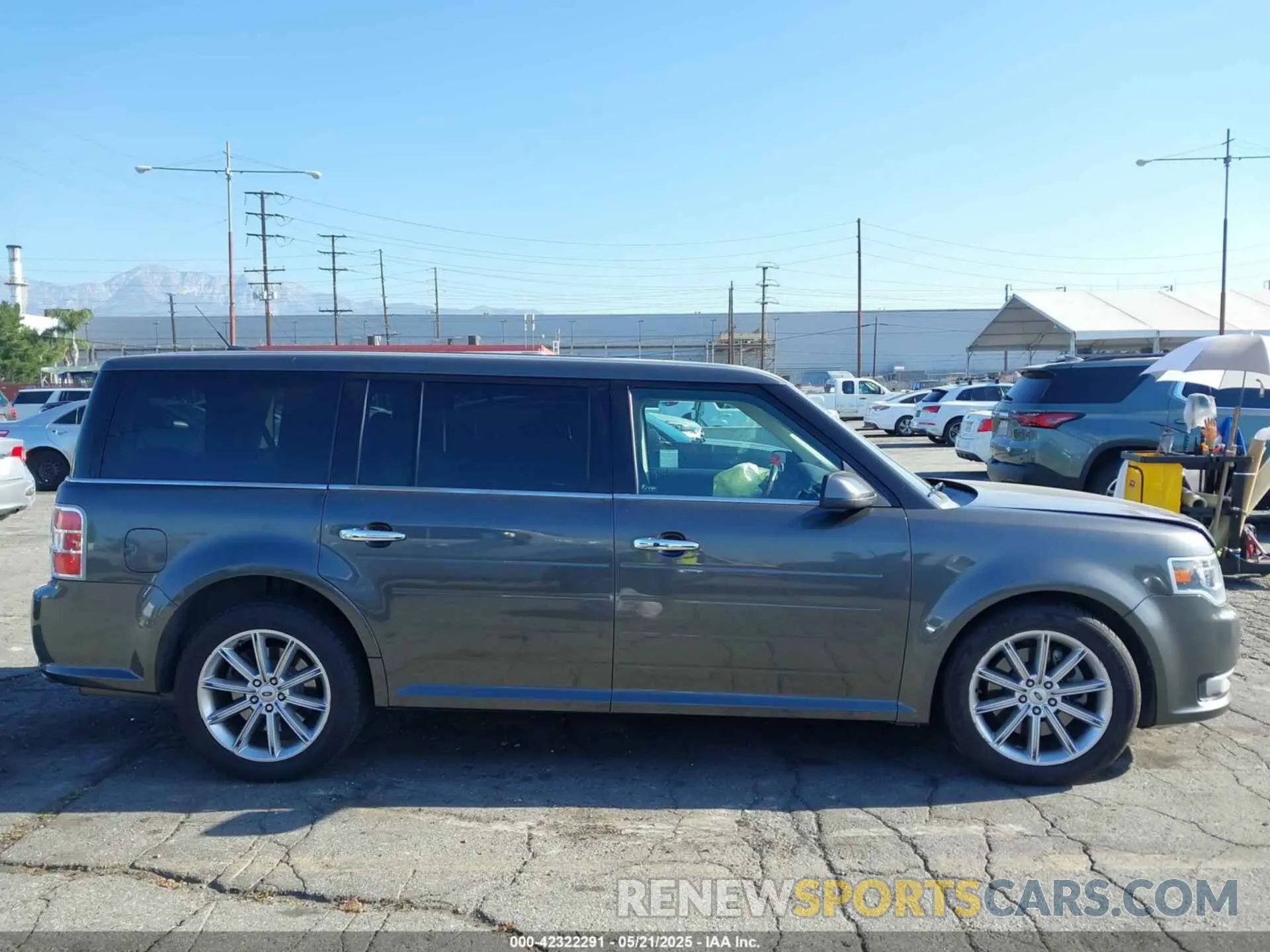 13 Photograph of a damaged car 2FMGK5D86KBA03228 FORD FLEX 2019
