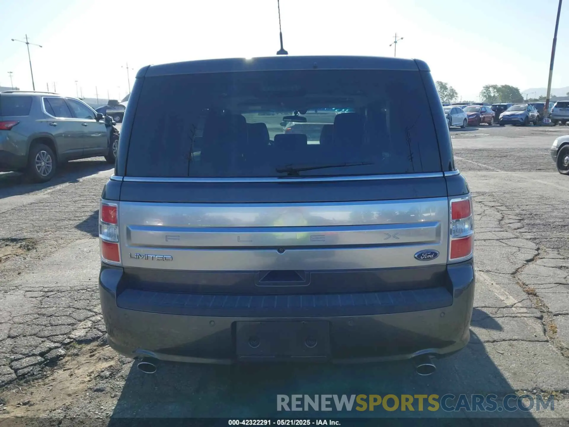16 Photograph of a damaged car 2FMGK5D86KBA03228 FORD FLEX 2019
