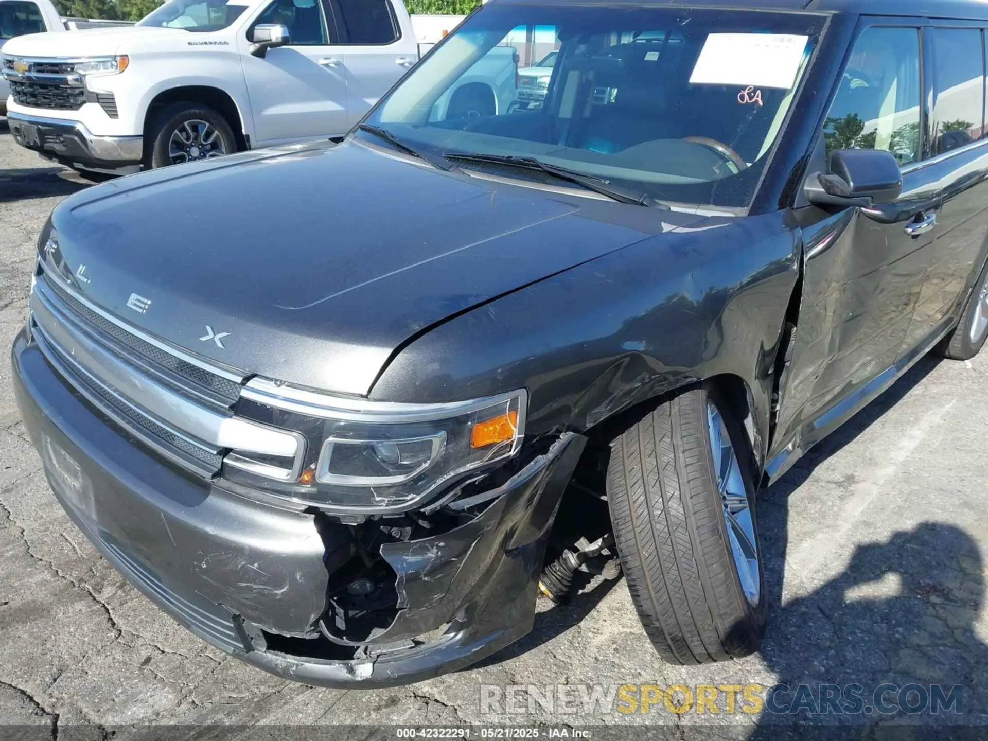 18 Photograph of a damaged car 2FMGK5D86KBA03228 FORD FLEX 2019