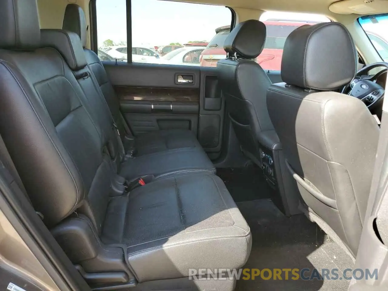 10 Photograph of a damaged car 2FMGK5D86KBA20451 FORD FLEX 2019