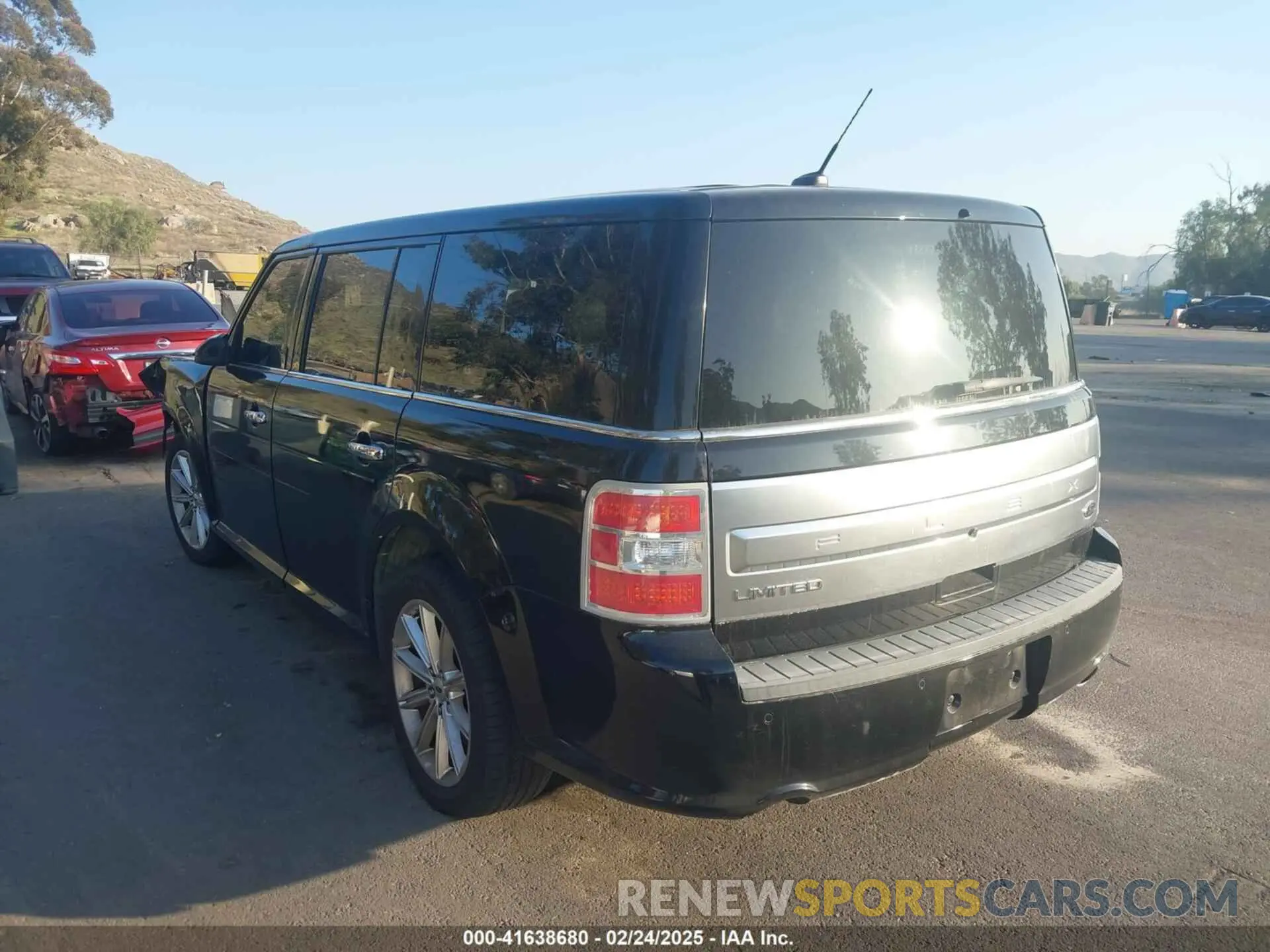 3 Photograph of a damaged car 2FMGK5D86KBA30168 FORD FLEX 2019