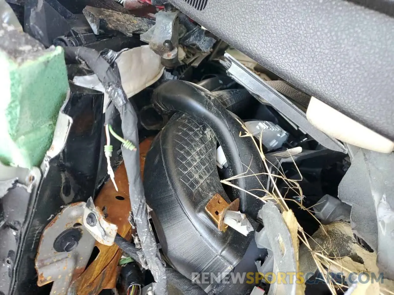 9 Photograph of a damaged car 2FMGK5D87KBA29711 FORD FLEX 2019