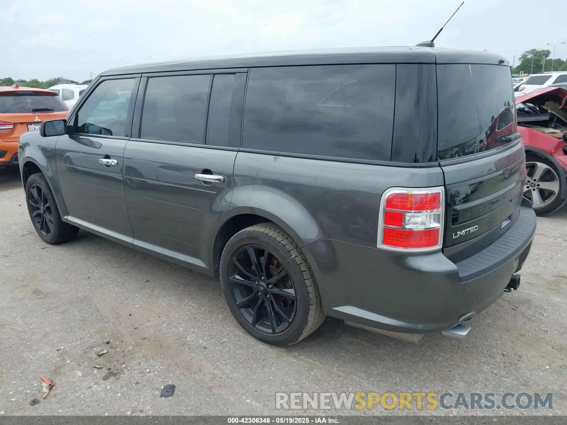 3 Photograph of a damaged car 2FMGK5D88KBA39311 FORD FLEX 2019