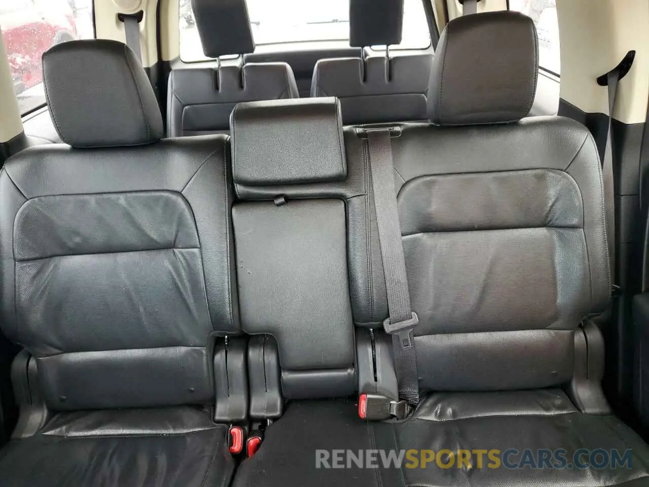 10 Photograph of a damaged car 2FMGK5D8XKBA08271 FORD FLEX 2019