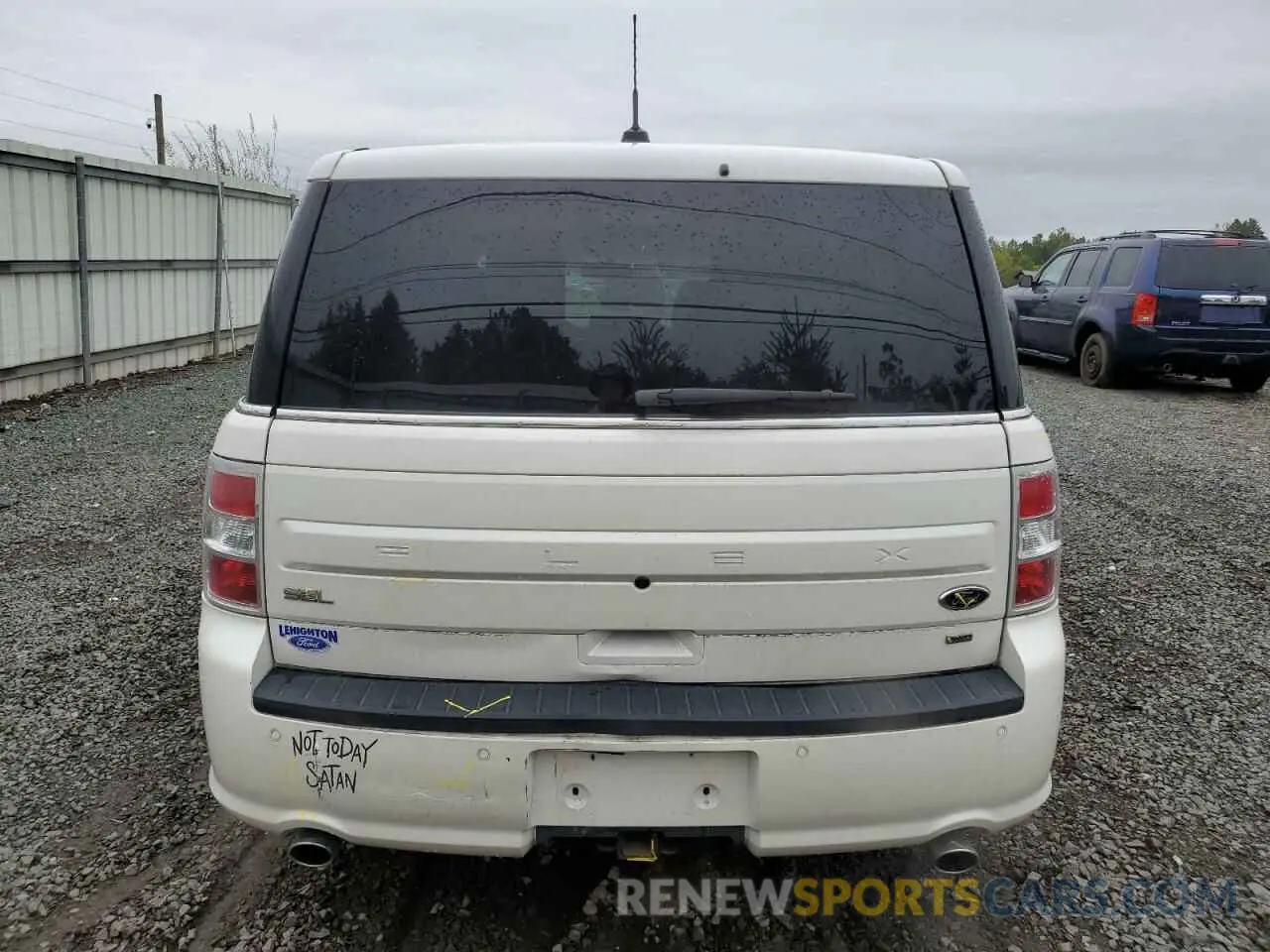 6 Photograph of a damaged car 2FMHK6C80KBA33899 FORD FLEX 2019