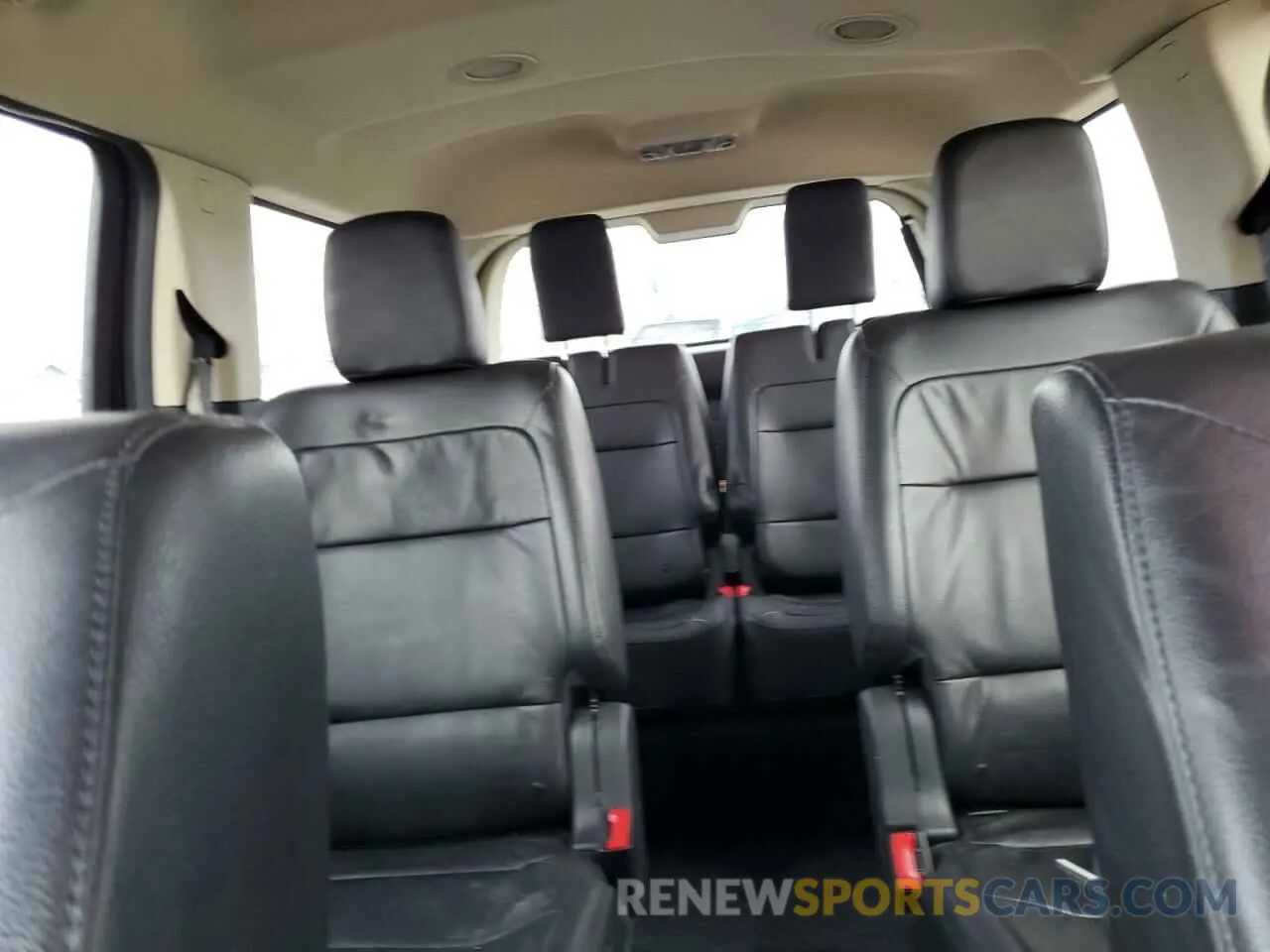10 Photograph of a damaged car 2FMHK6C82KBA30910 FORD FLEX 2019