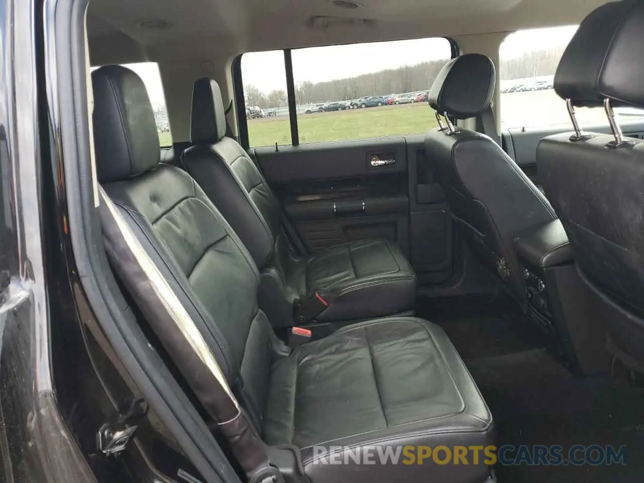 11 Photograph of a damaged car 2FMHK6C82KBA30910 FORD FLEX 2019