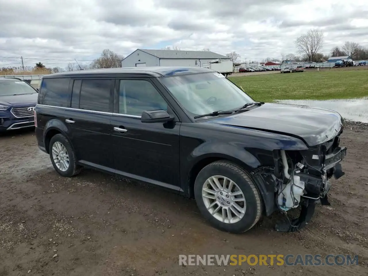 4 Photograph of a damaged car 2FMHK6C82KBA30910 FORD FLEX 2019