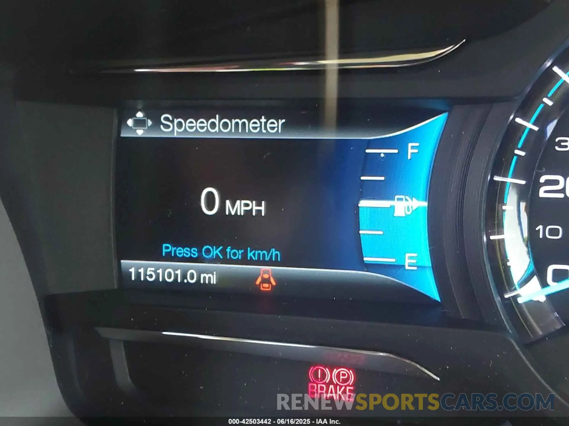 16 Photograph of a damaged car 2FMHK6C83KBA00072 FORD FLEX 2019