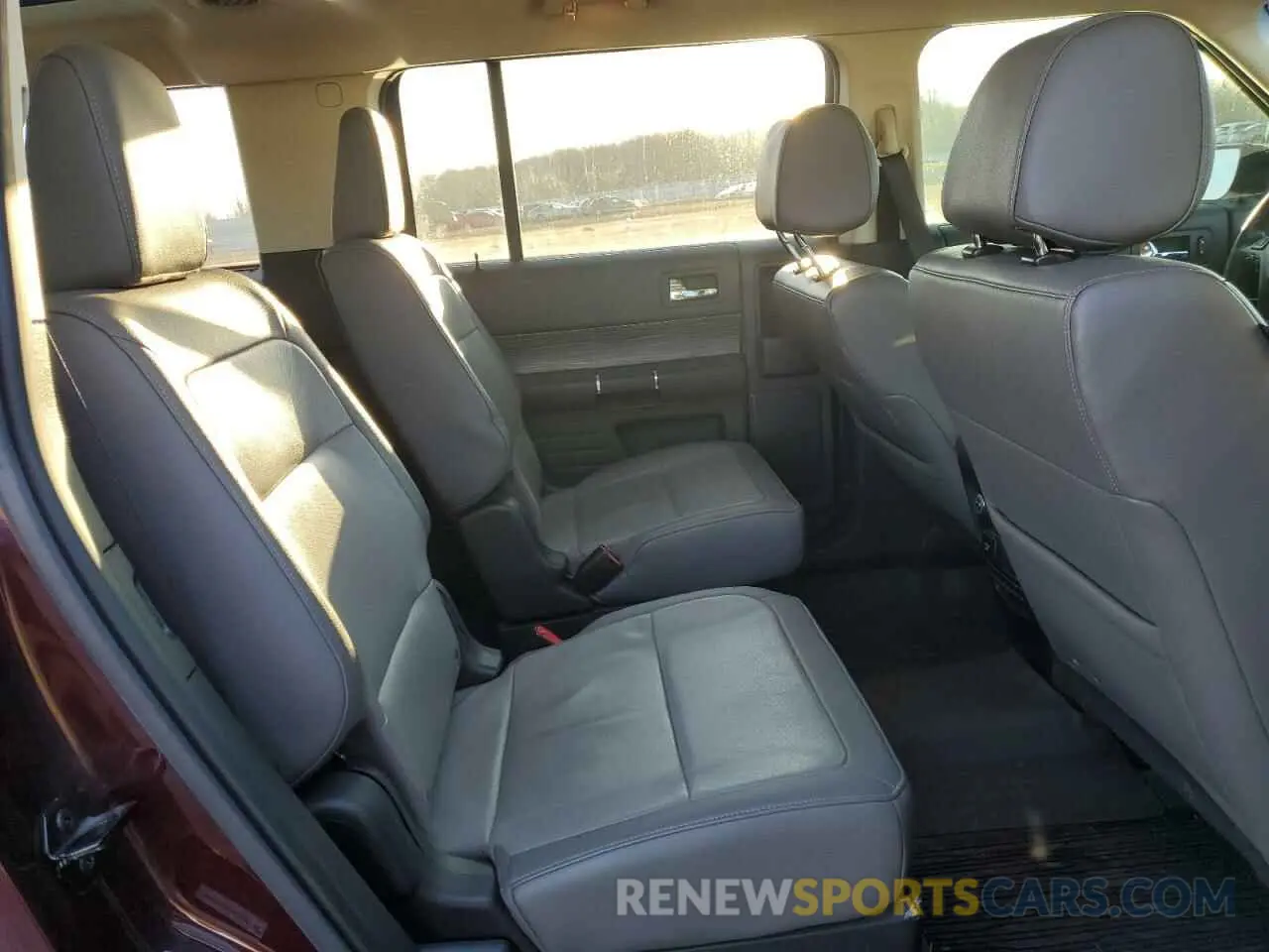 11 Photograph of a damaged car 2FMHK6C83KBA28437 FORD FLEX 2019