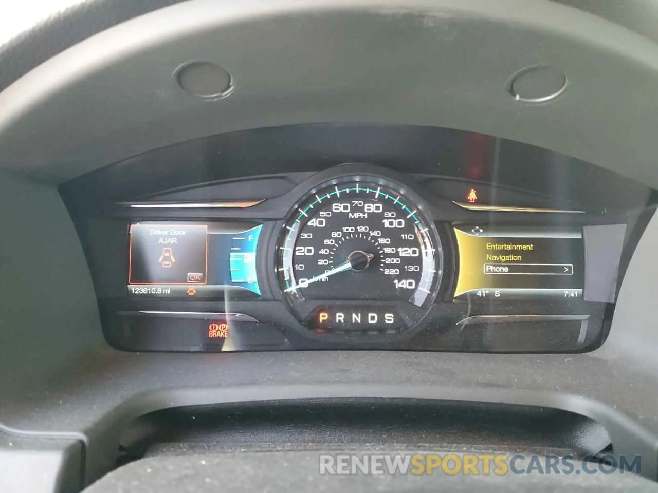 9 Photograph of a damaged car 2FMHK6C83KBA28437 FORD FLEX 2019