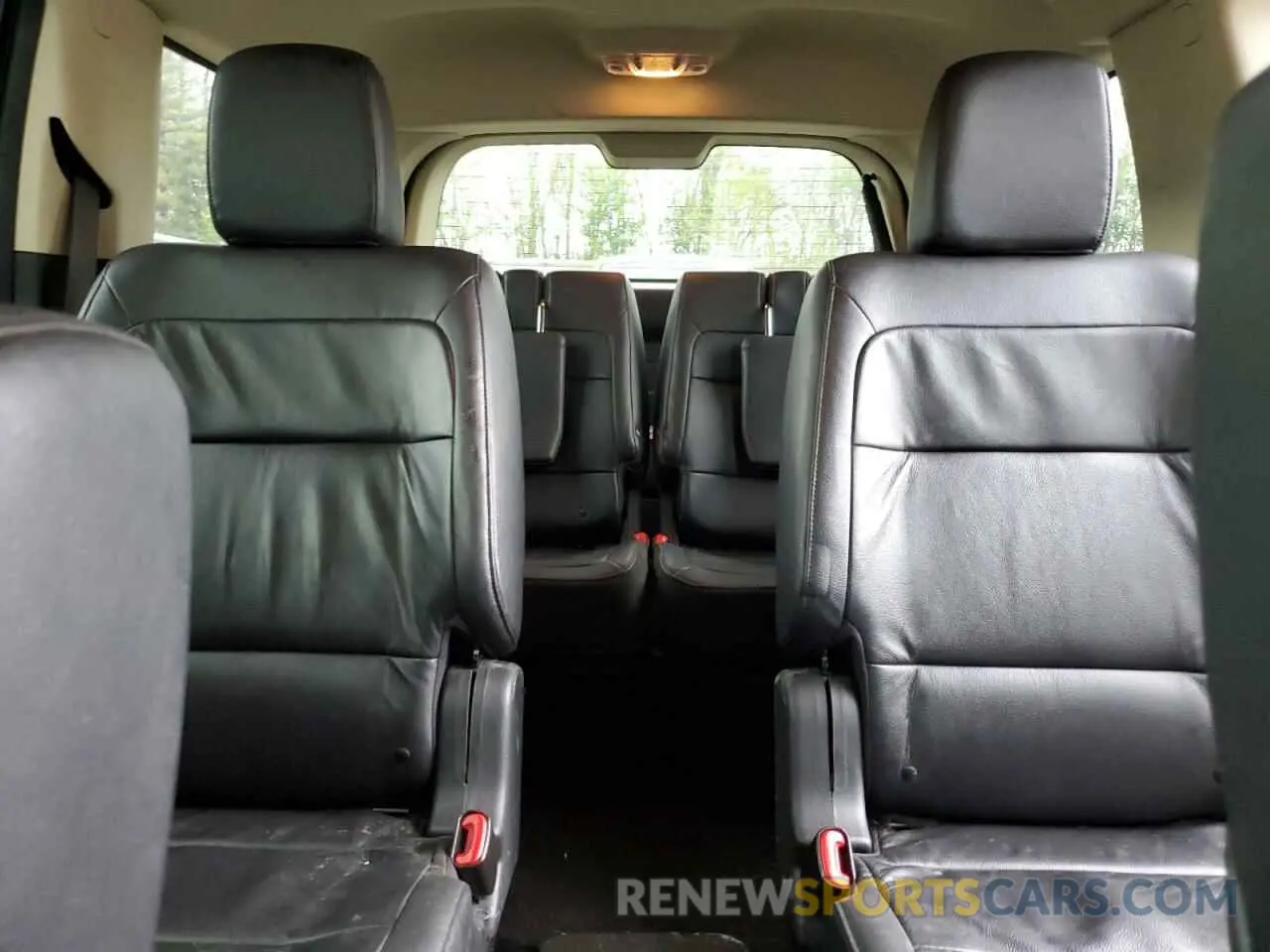 10 Photograph of a damaged car 2FMHK6C83KBA38465 FORD FLEX 2019