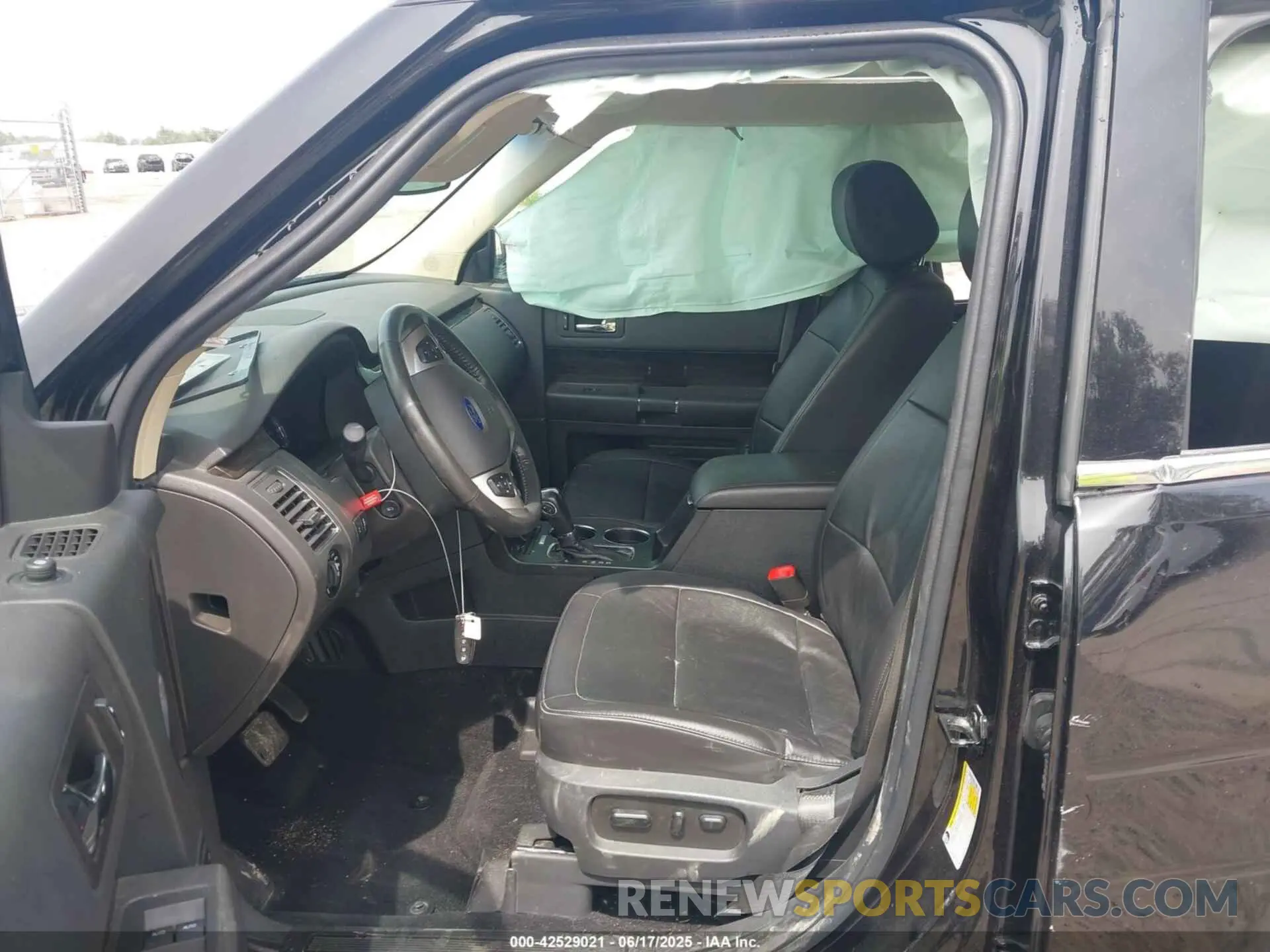 5 Photograph of a damaged car 2FMHK6C88KBA27669 FORD FLEX 2019