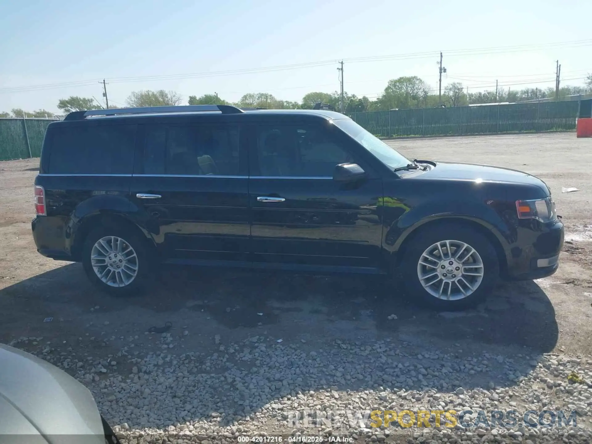 13 Photograph of a damaged car 2FMHK6C89KBA21797 FORD FLEX 2019