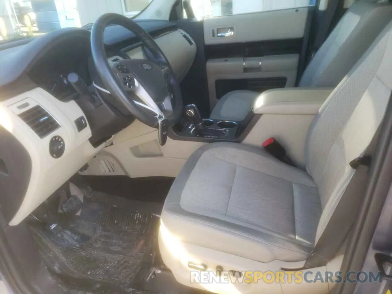 7 Photograph of a damaged car 2FMHK6C8XKBA26863 FORD FLEX 2019