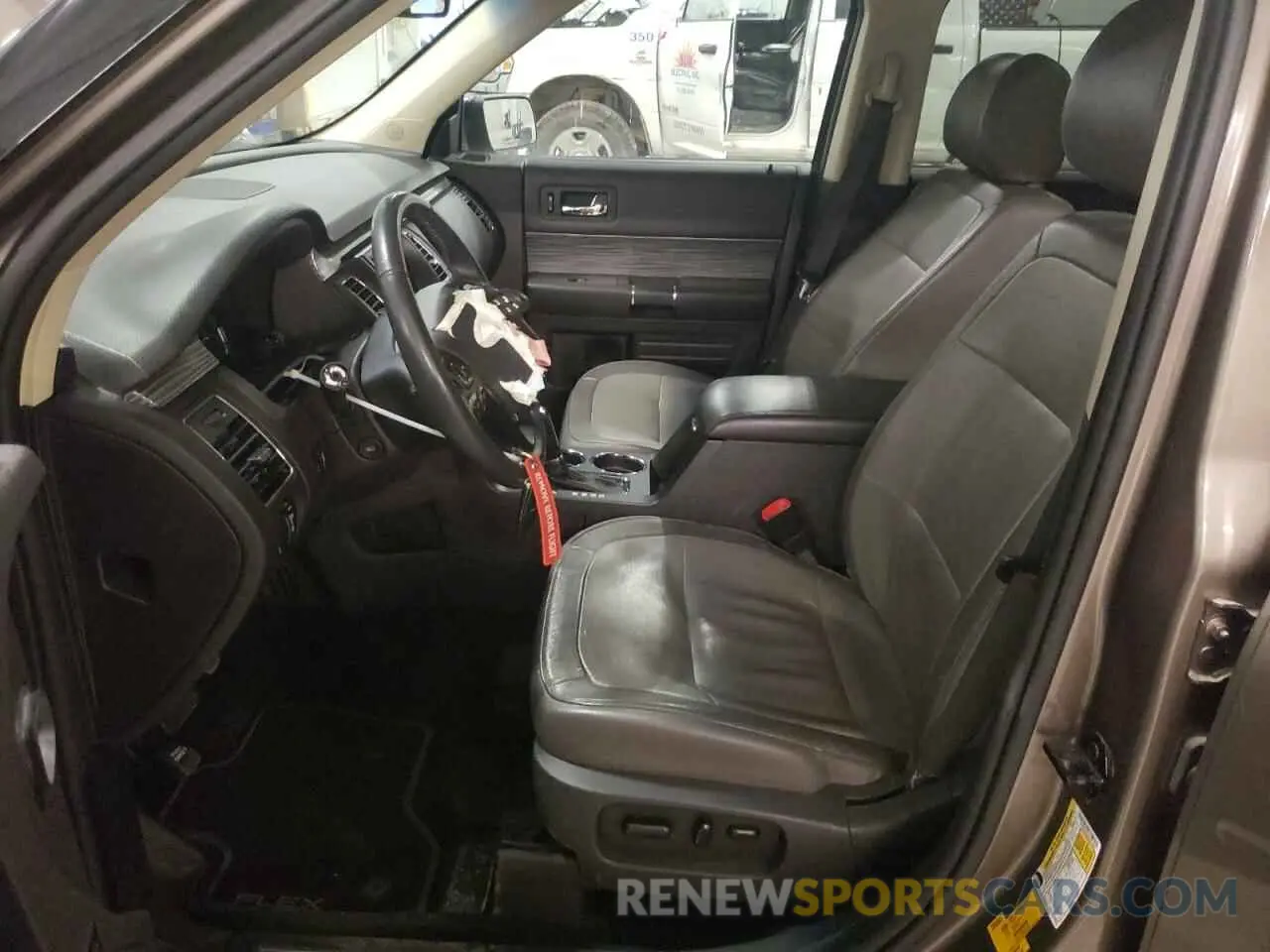 7 Photograph of a damaged car 2FMHK6D80KBA23601 FORD FLEX 2019