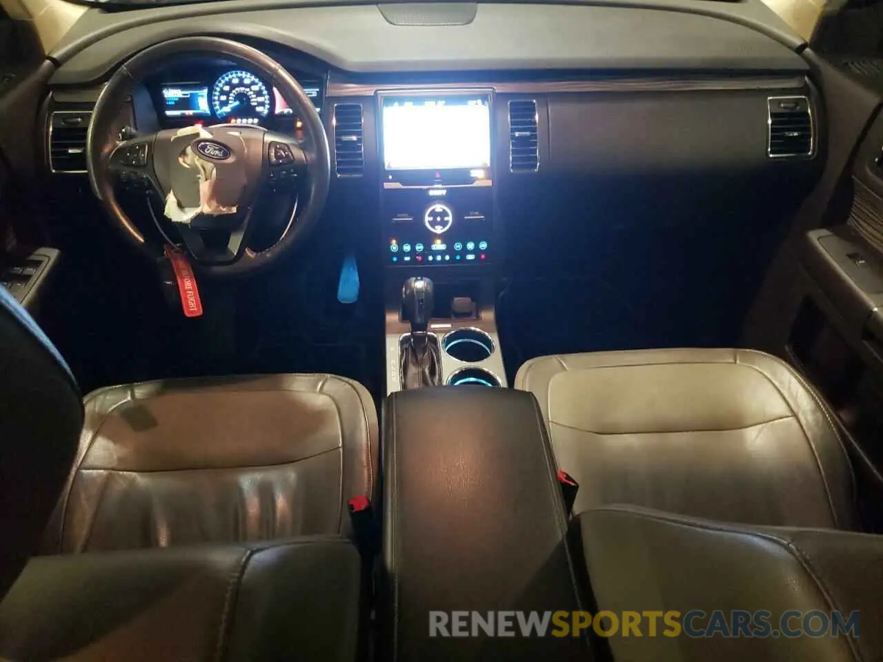 8 Photograph of a damaged car 2FMHK6D80KBA23601 FORD FLEX 2019