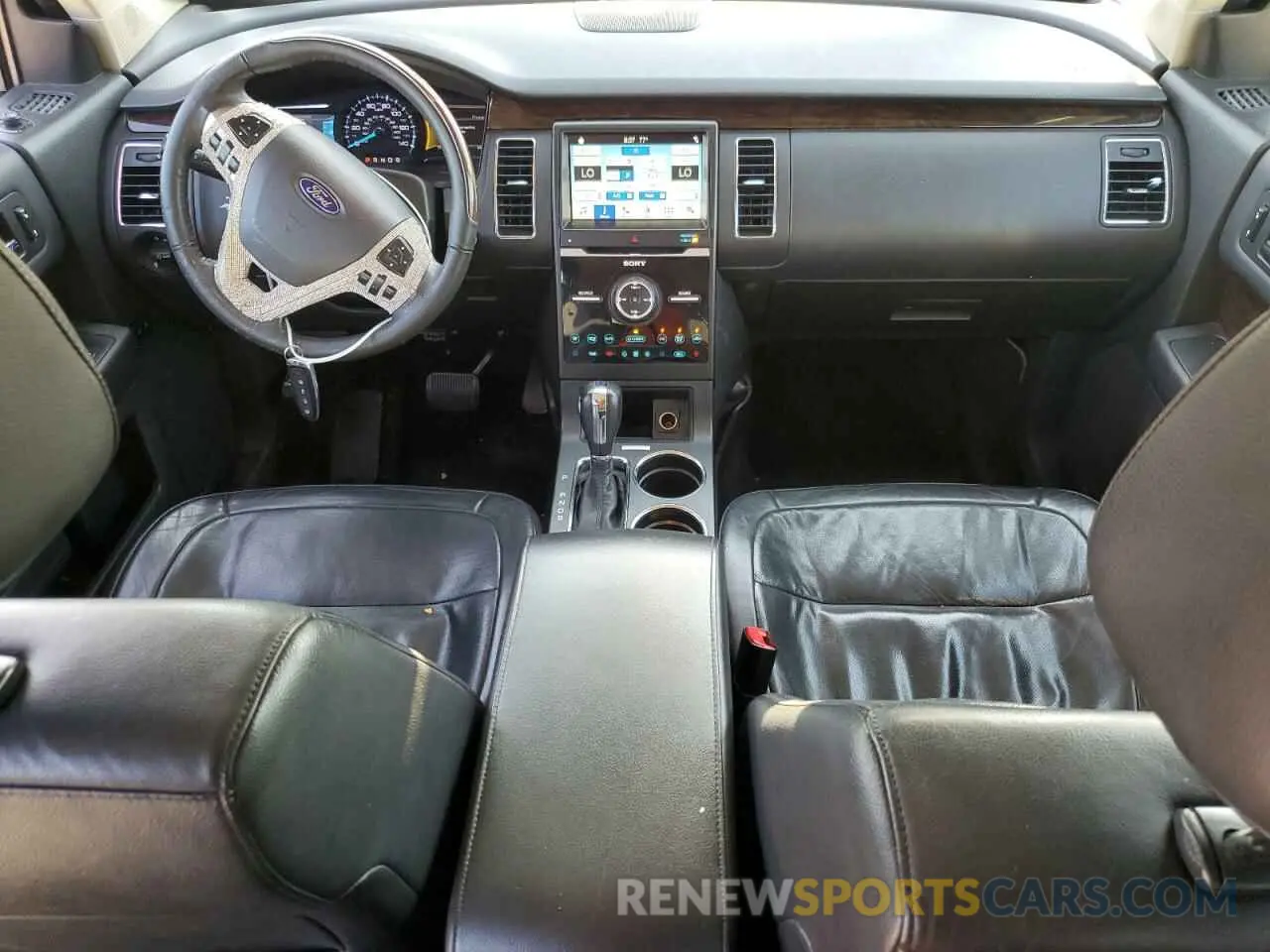 8 Photograph of a damaged car 2FMHK6D81KBA05589 FORD FLEX 2019