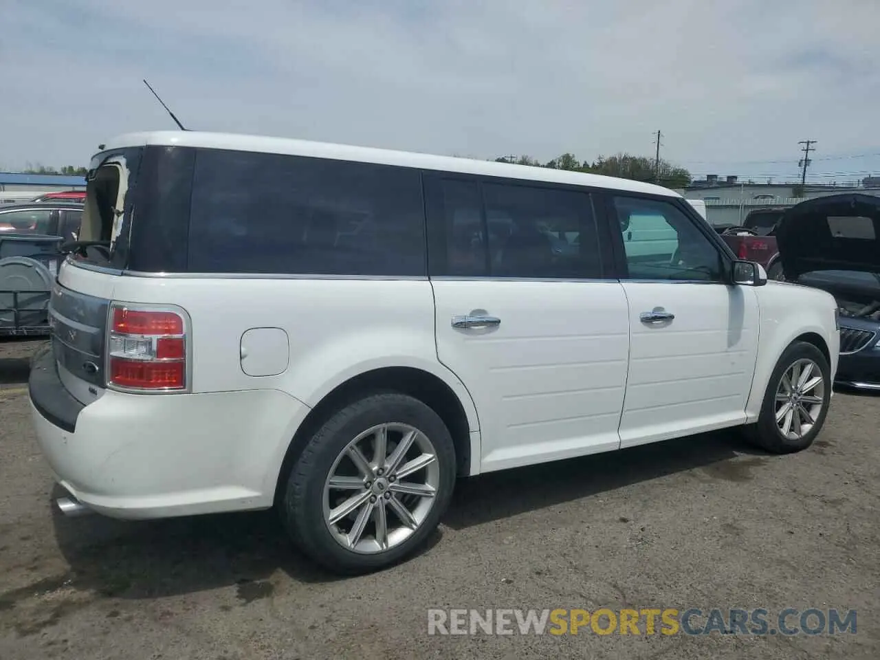3 Photograph of a damaged car 2FMHK6D82KBA02779 FORD FLEX 2019