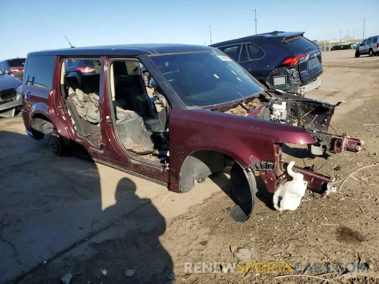 4 Photograph of a damaged car 2FMHK6D82KBA17928 FORD FLEX 2019