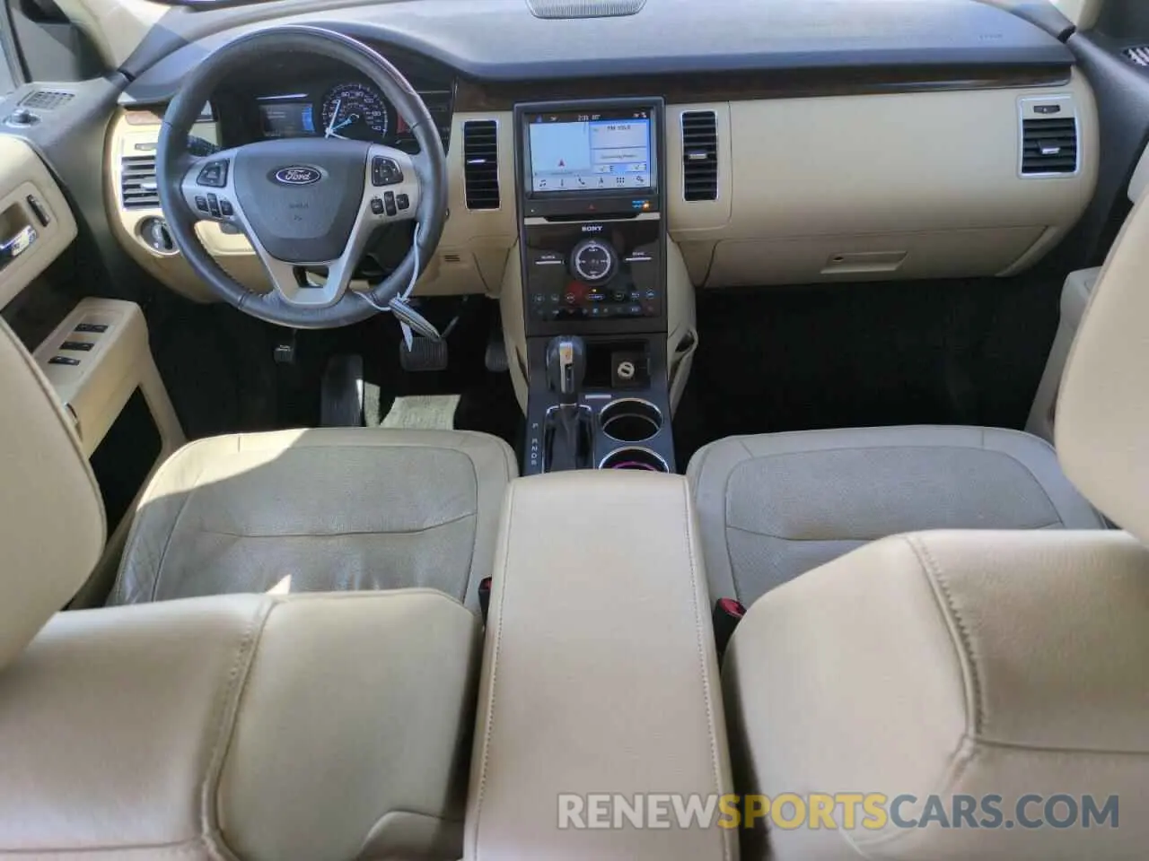 8 Photograph of a damaged car 2FMHK6D83KBA02600 FORD FLEX 2019