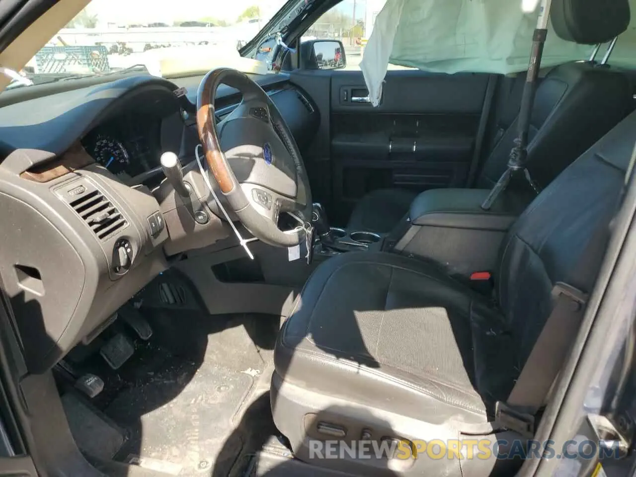 7 Photograph of a damaged car 2FMHK6D83KBA03648 FORD FLEX 2019