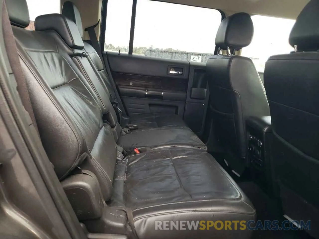 11 Photograph of a damaged car 2FMHK6D83KBA05514 FORD FLEX 2019
