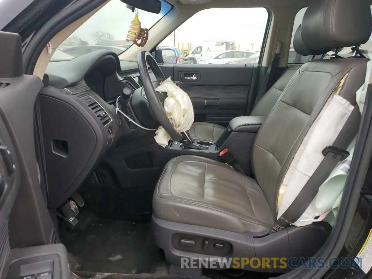 7 Photograph of a damaged car 2FMHK6D84KBA02735 FORD FLEX 2019