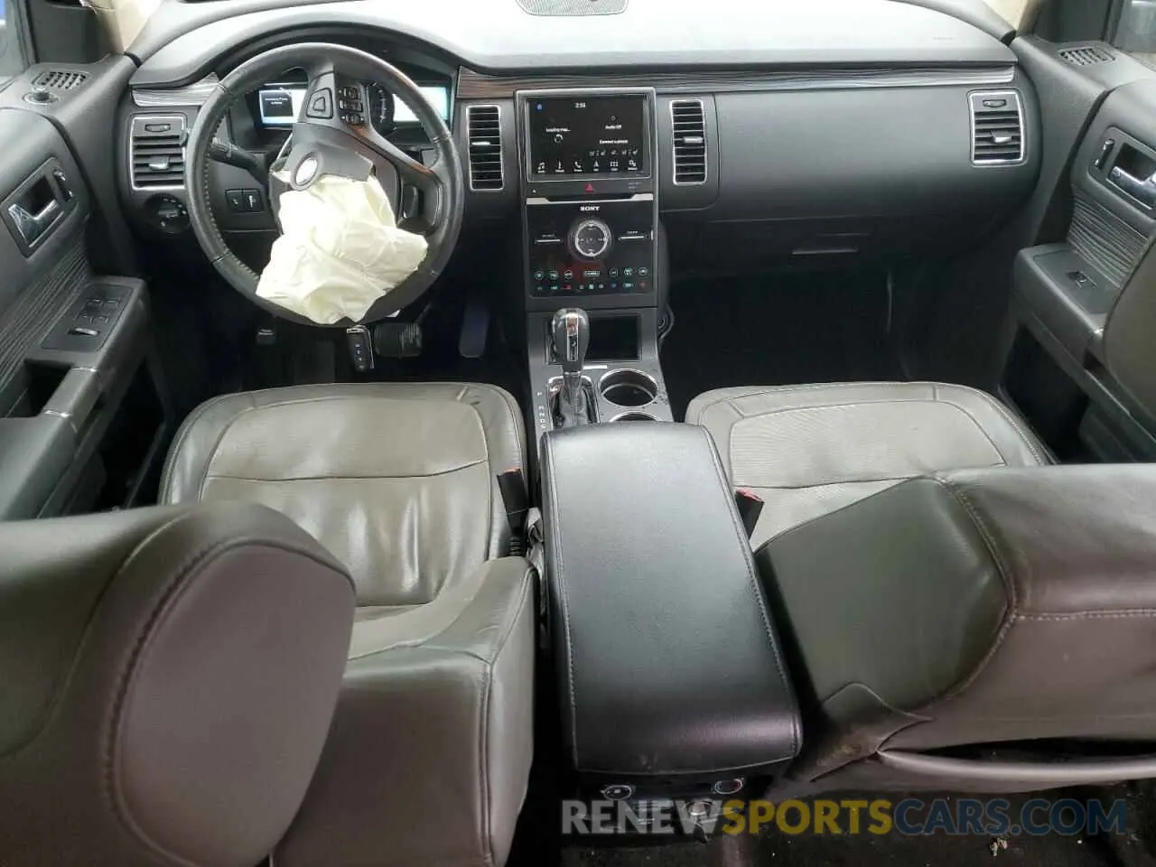 8 Photograph of a damaged car 2FMHK6D84KBA02735 FORD FLEX 2019