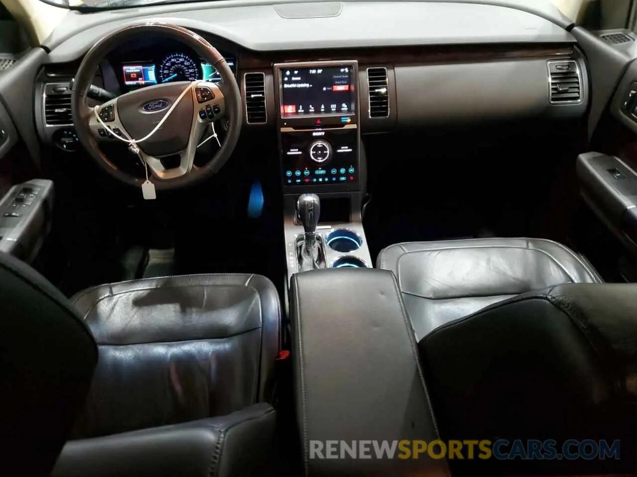 8 Photograph of a damaged car 2FMHK6D84KBA24086 FORD FLEX 2019