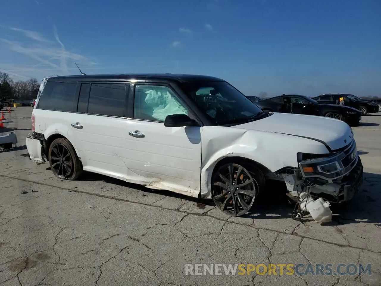 4 Photograph of a damaged car 2FMHK6D85KBA16885 FORD FLEX 2019