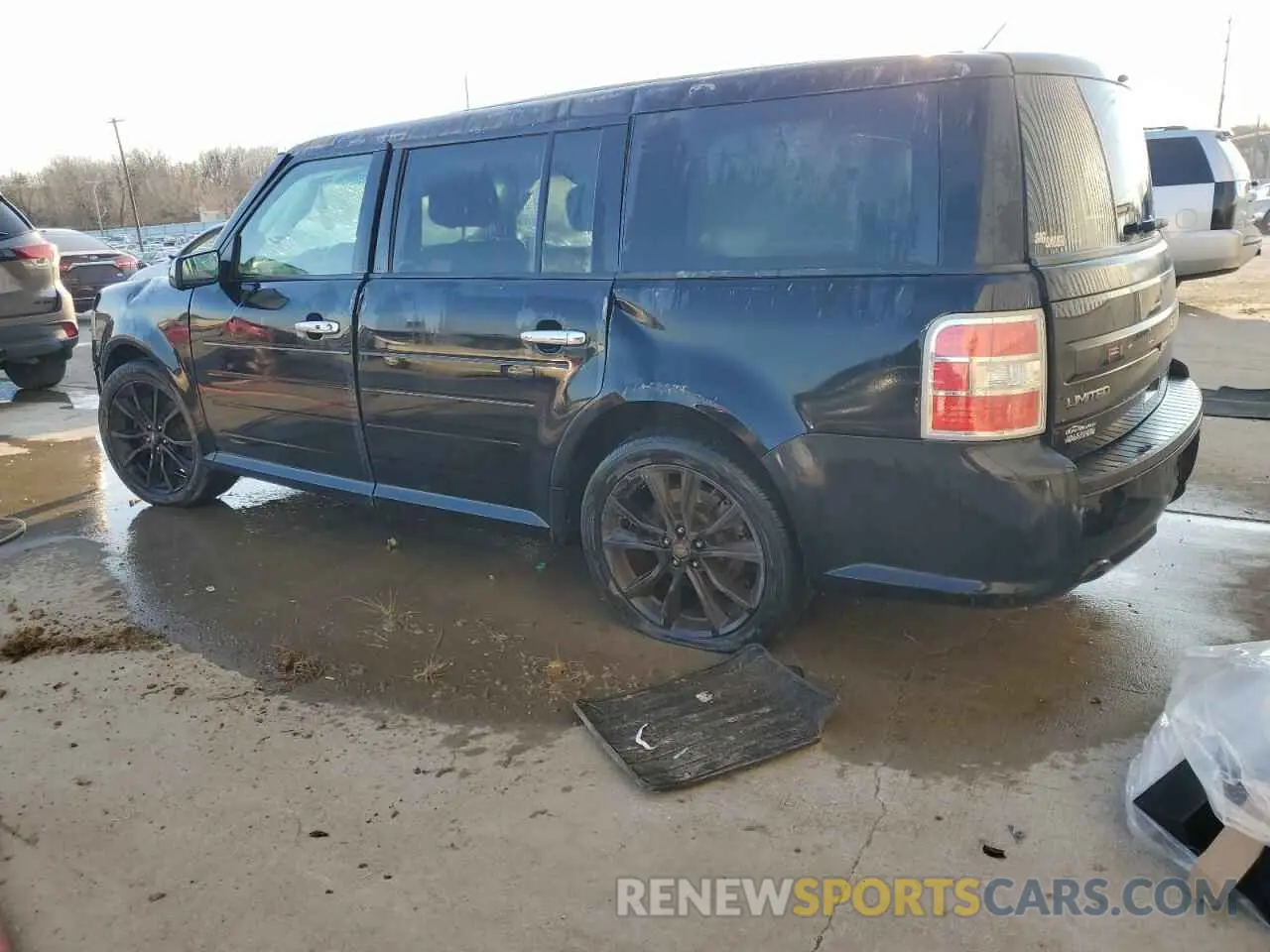 2 Photograph of a damaged car 2FMHK6D87KBA17438 FORD FLEX 2019
