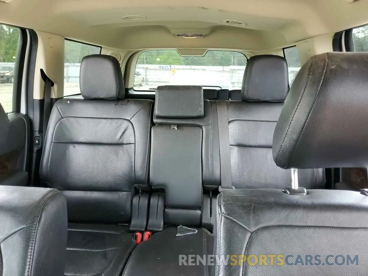10 Photograph of a damaged car 2FMHK6D87KBA29234 FORD FLEX 2019
