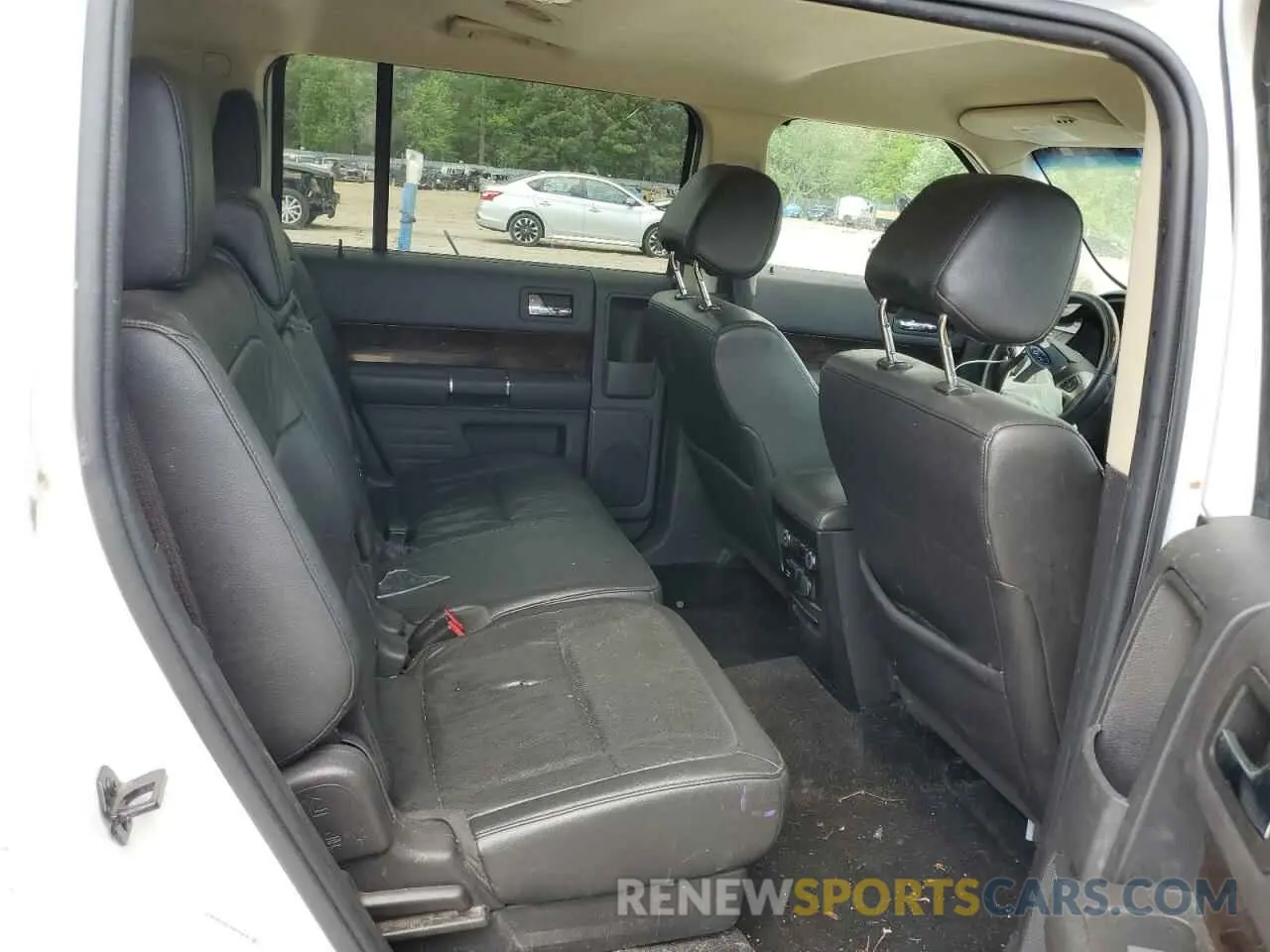 11 Photograph of a damaged car 2FMHK6D87KBA29234 FORD FLEX 2019