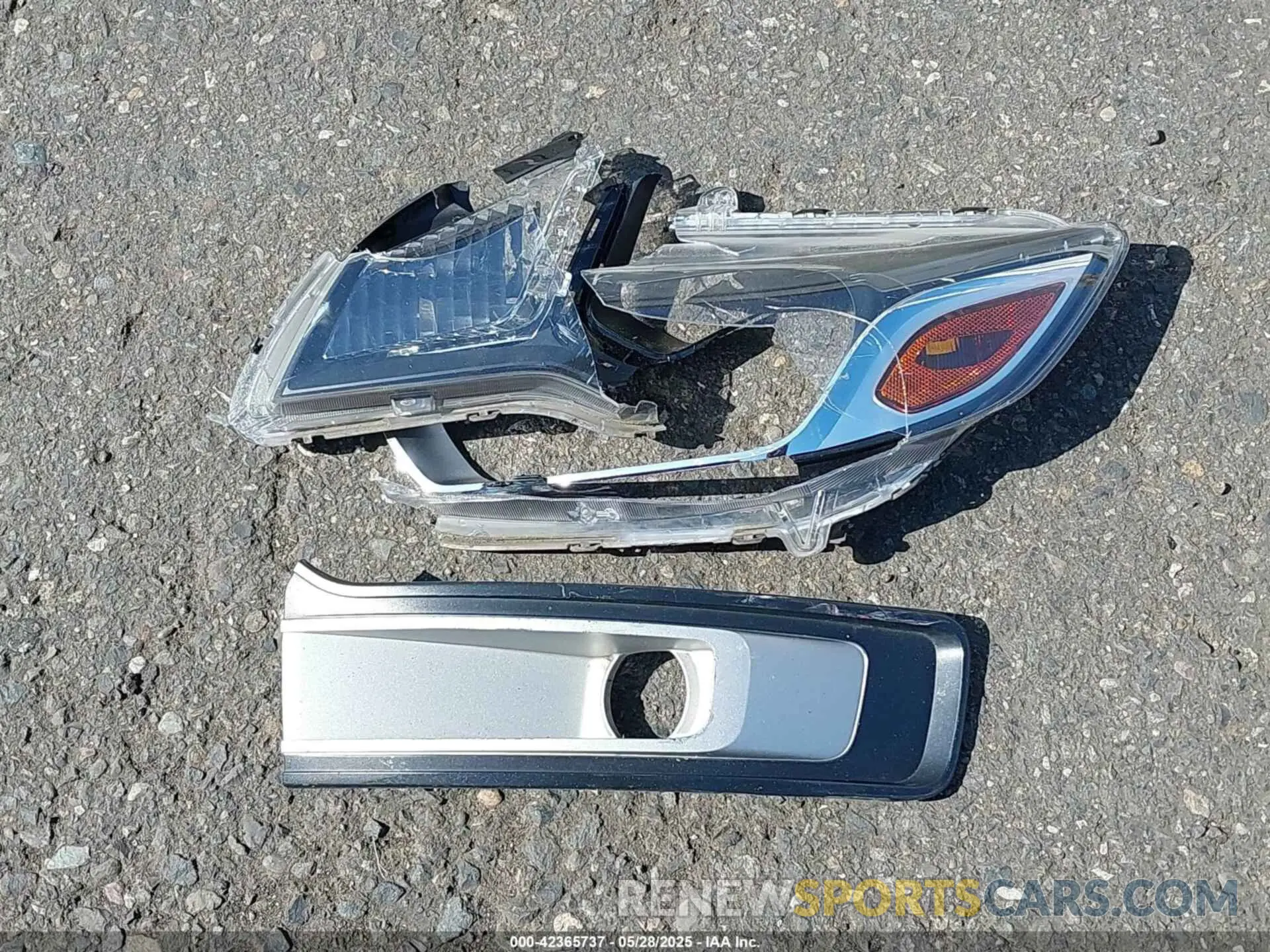 12 Photograph of a damaged car 2FMHK6D89KBA04190 FORD FLEX 2019