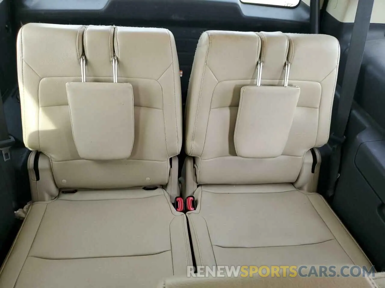 10 Photograph of a damaged car 2FMHK6DT0KBA22923 FORD FLEX 2019