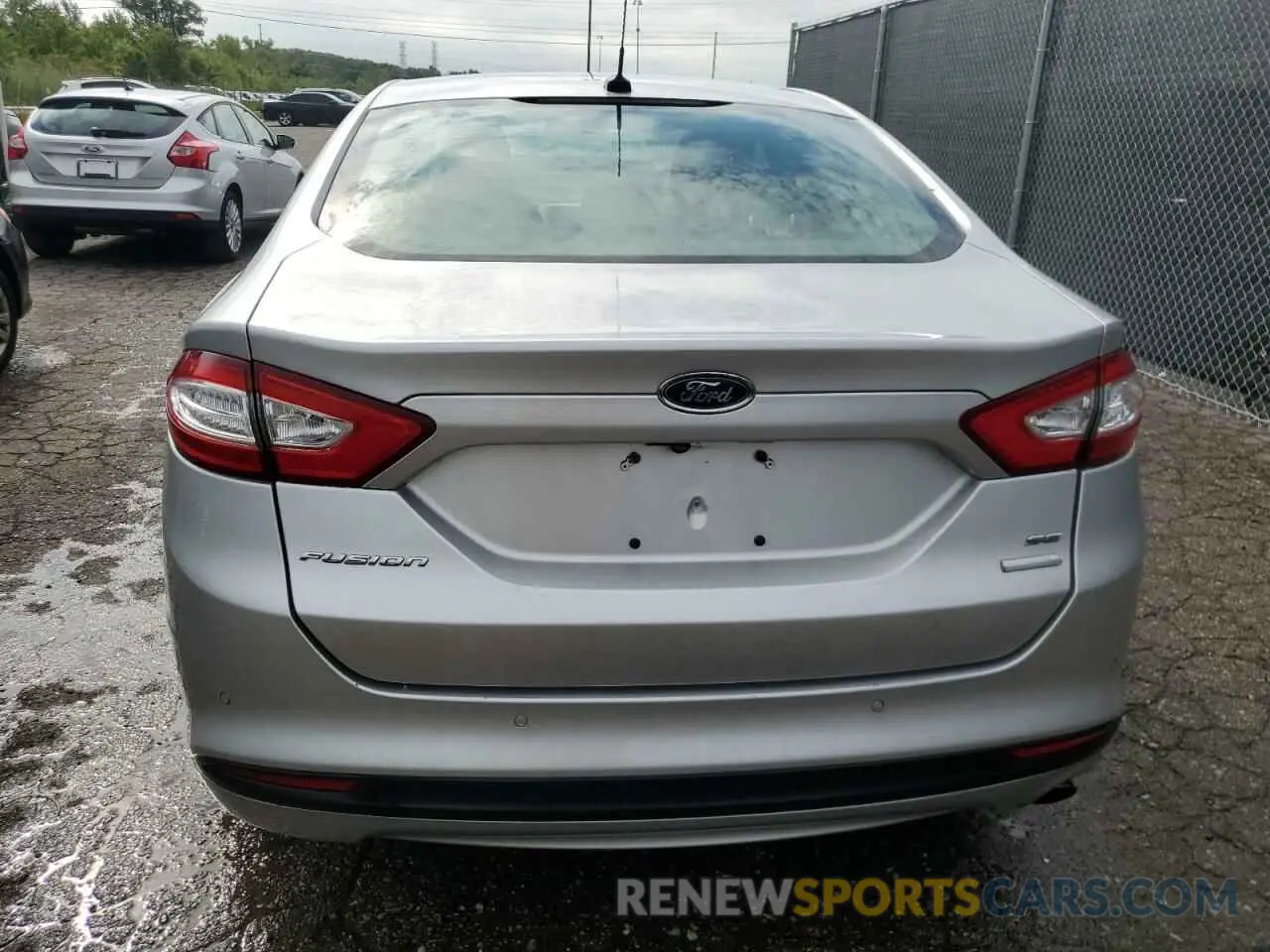 6 Photograph of a damaged car 3FA6P0HD5GR313946 FORD FUSION 2016