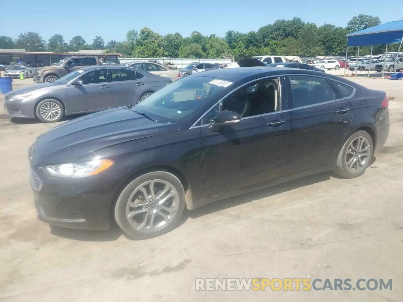 1 Photograph of a damaged car 3FA6P0CD0KR118210 FORD FUSION 2019