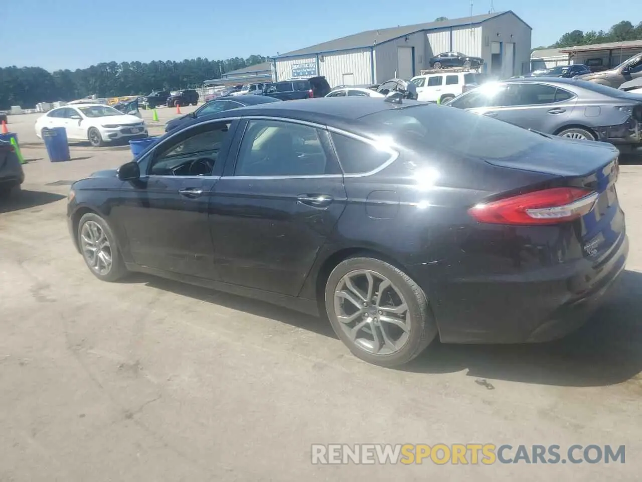 2 Photograph of a damaged car 3FA6P0CD0KR118210 FORD FUSION 2019